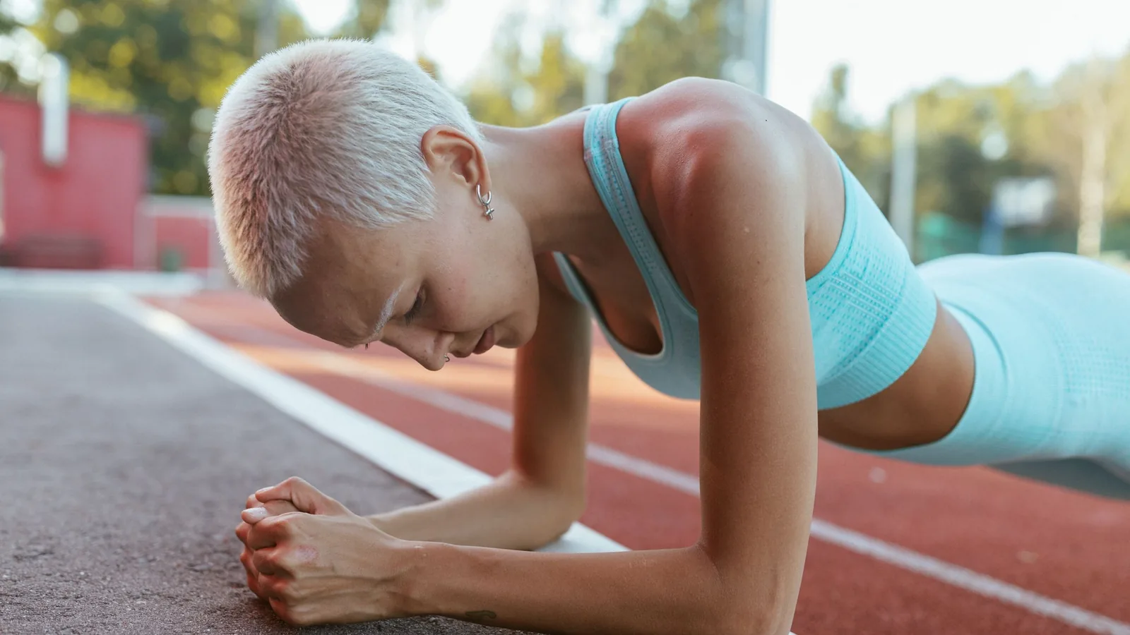 Combien de temps devez-vous vraiment tenir la planche de gainage ?