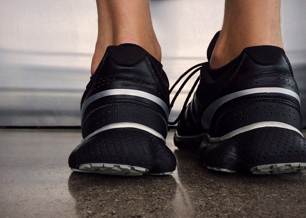 Nike ou Adidas : quelle chaussure de running polyvalente ?