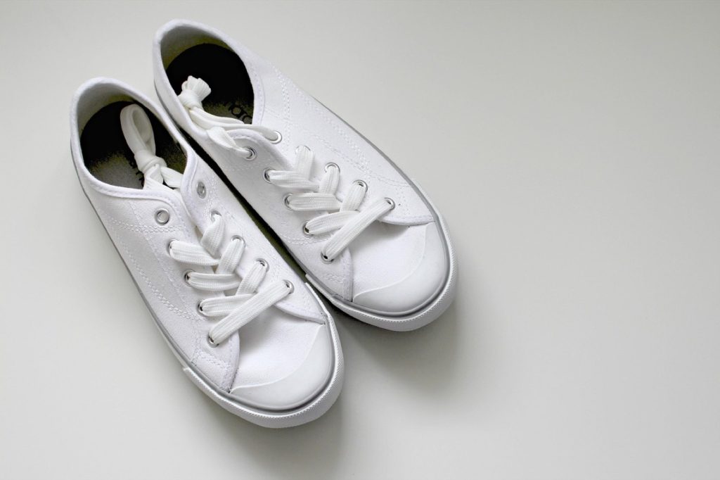 Chaussures légères vs chaussures stables pour l’entraînement