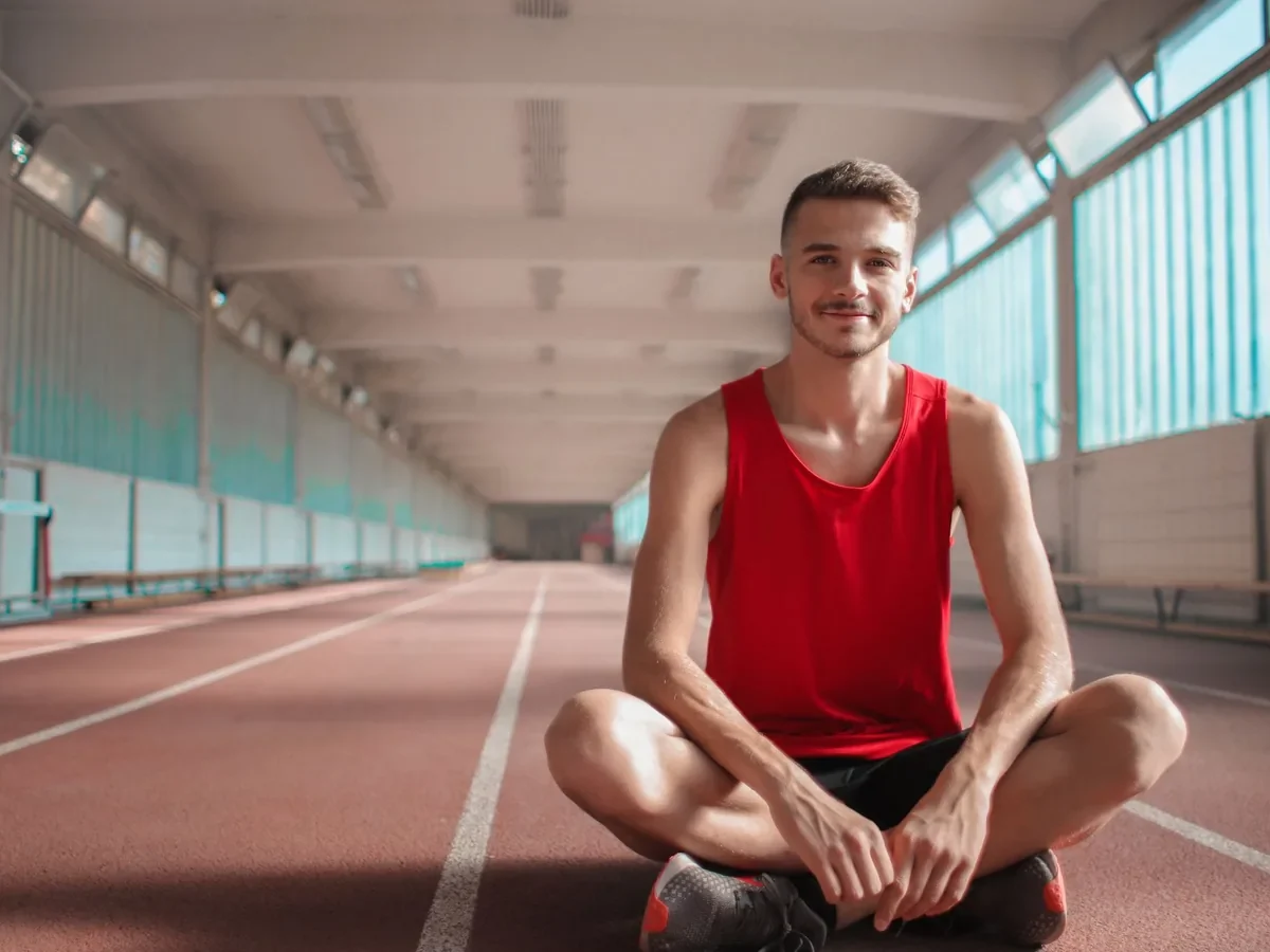 Récupération après course : guide immédiat à trois semaines