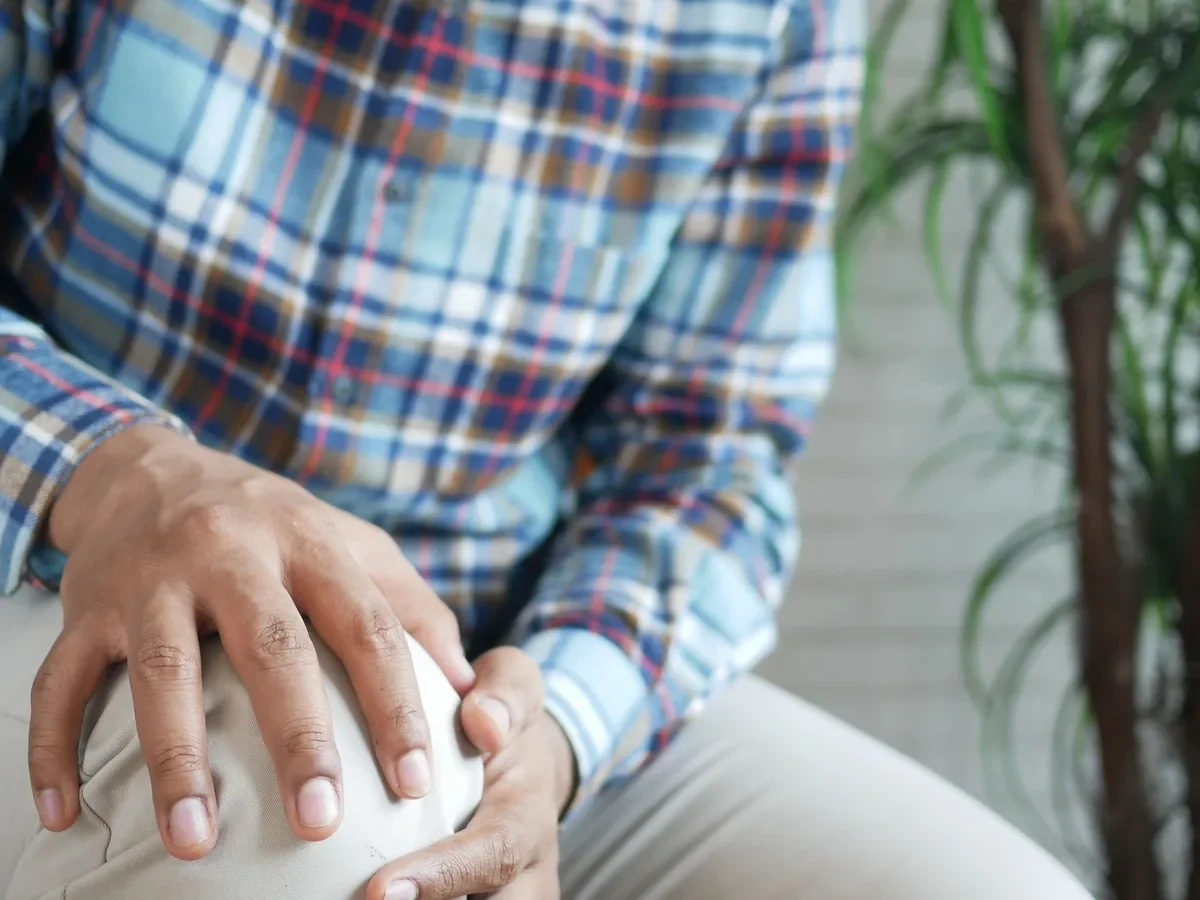 Solutions naturelles pour l’arthrose du genou : ce que montrent 139 essais