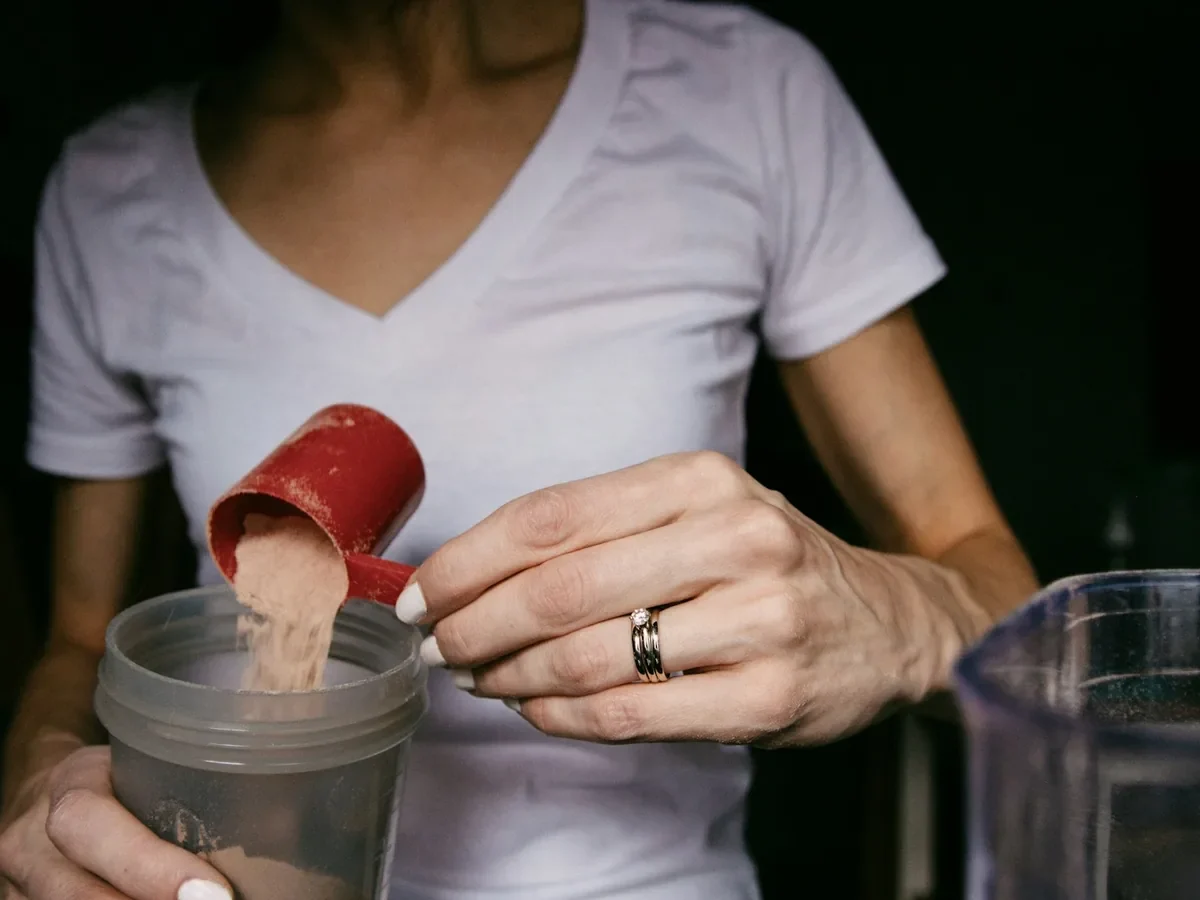 Shakers post-entraînement : un médecin remet en cause leur efficacité